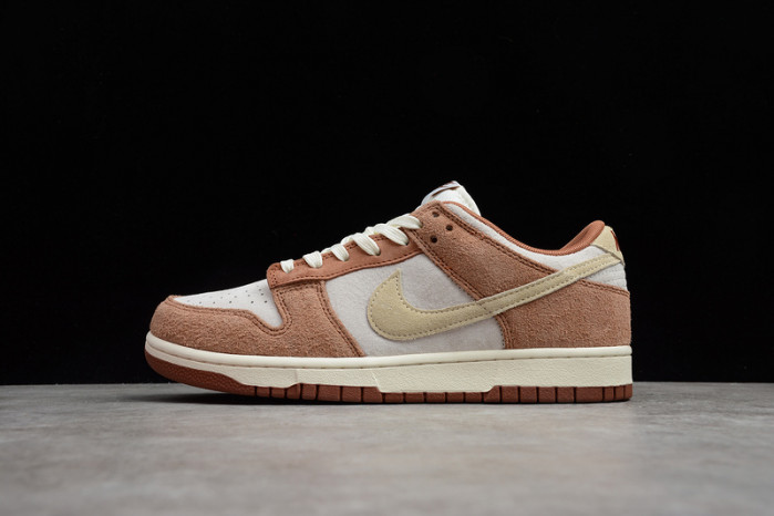 nike dunk low prm ‘medium curry’ dd1390-100