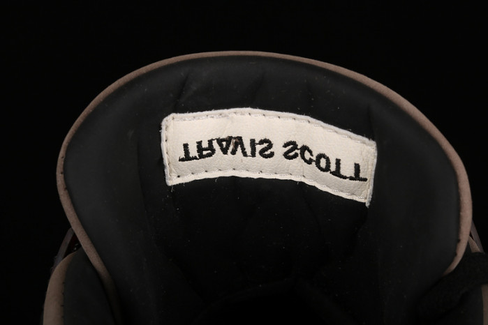 air jordan 4 x travis scott aj4-882335