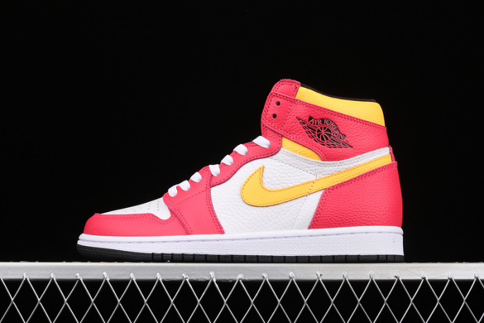 air jordan retro 1 high og “light fusion red” 555088-603