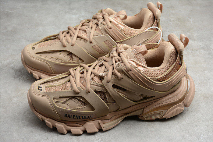 bl tess s. gomma trek low sneakers 042107