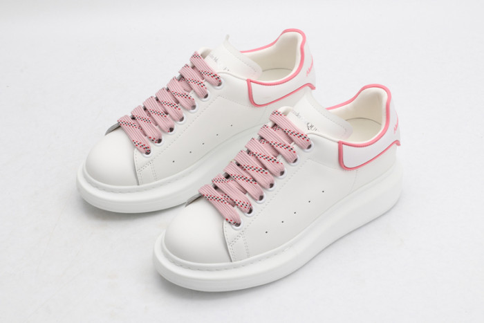 alex mcqu sneakers