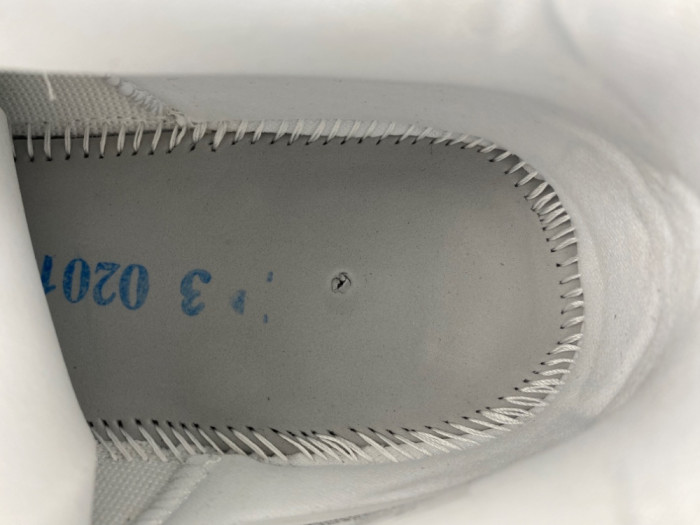 Air Jordan 11 Low "Igloo" AH7860-103