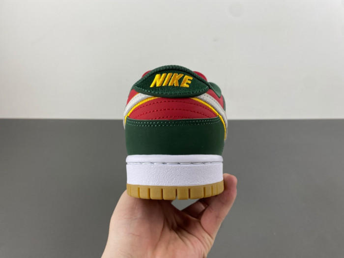 Nike SB Dunk 