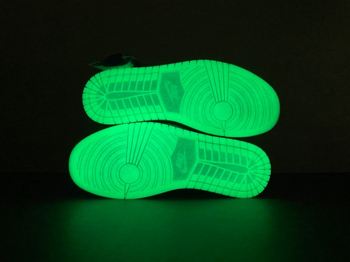 Air Jordan 1 Low Fortune Fly Halloween HQ3442-001