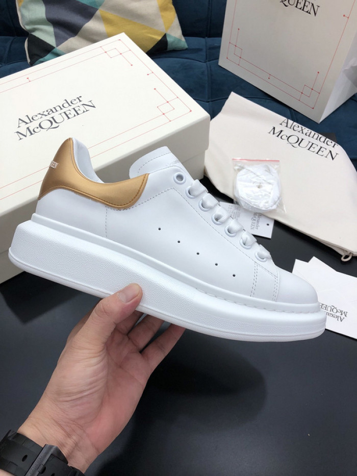 alex mcqu sneakers