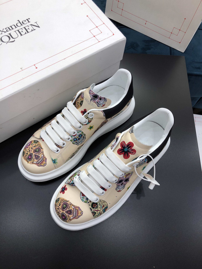 alex mcqu sneakers