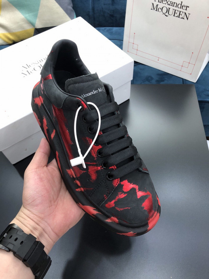 alex mcqu sneakers