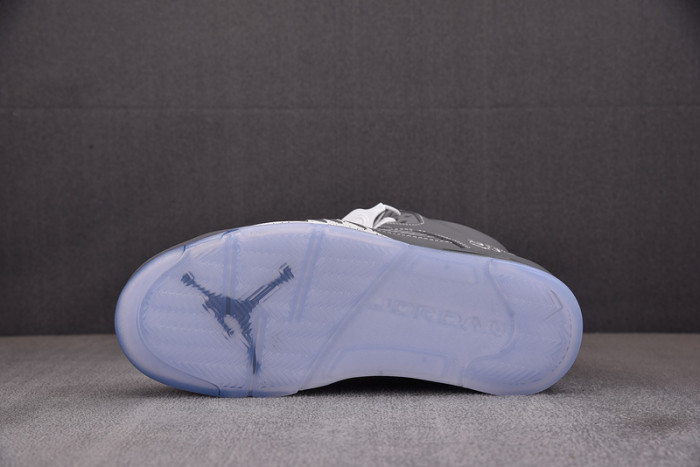 JORDAN 5 RETRO WOLF GREY 136027-005