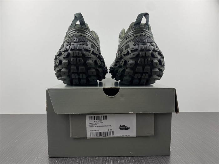 bl deferder chunky-sole sneaker