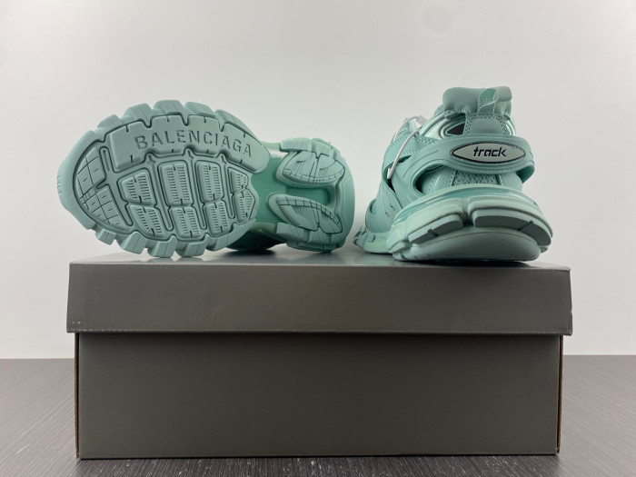 bl track trainers sneaker