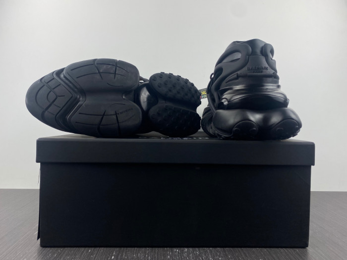 balmain sneakers 22120603