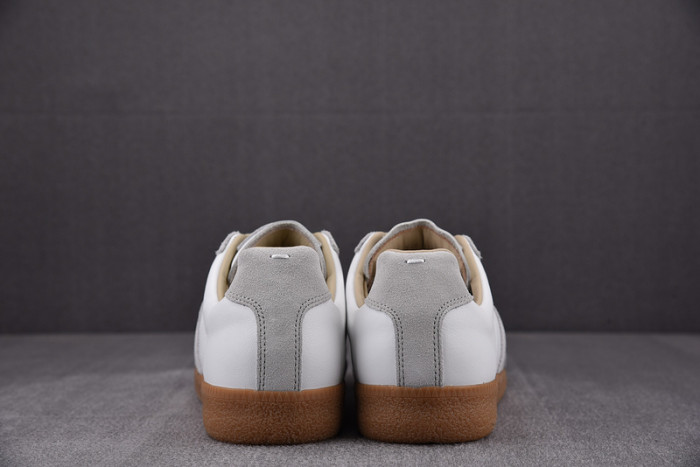 Ma*s*n mihara yasuhiro sneaker