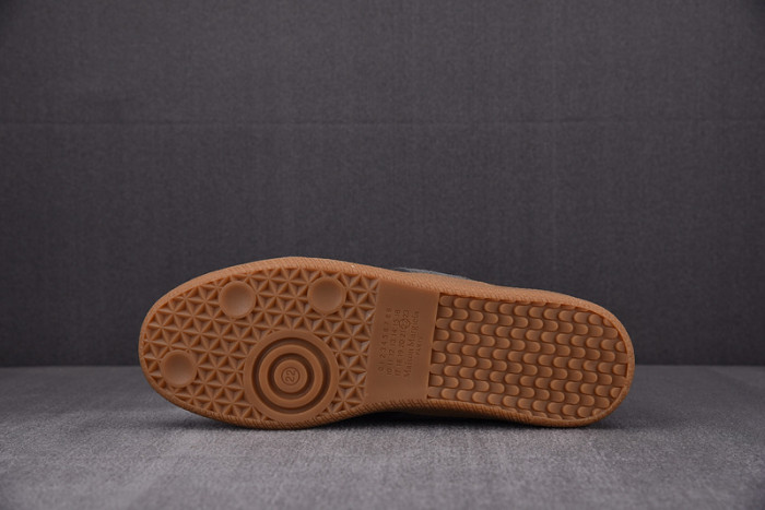 Ma*s*n mihara yasuhiro sneaker