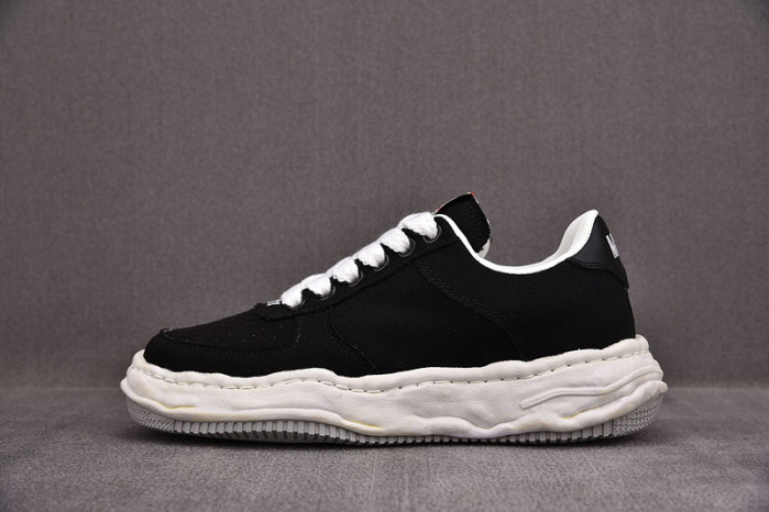 Ma*s*n mihara yasuhiro sneaker