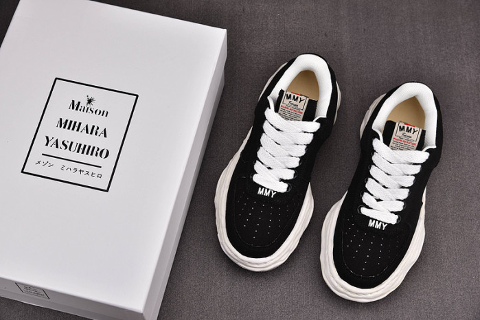 Ma*s*n mihara yasuhiro sneaker