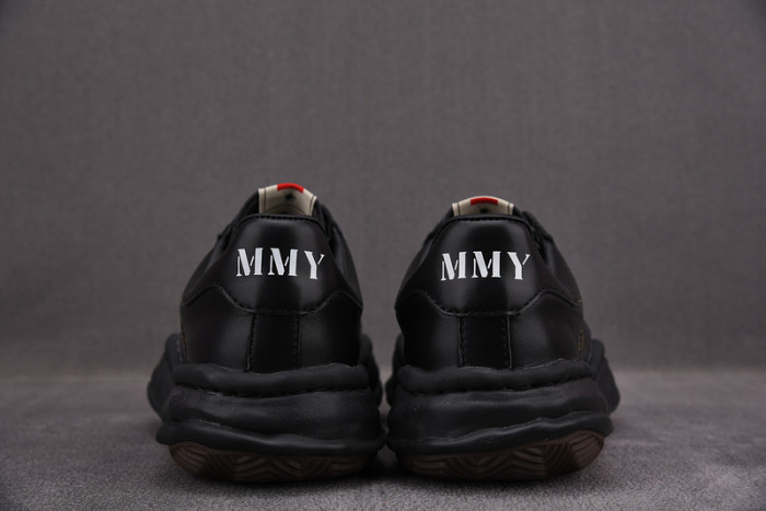 Ma*s*n mihara yasuhiro sneaker