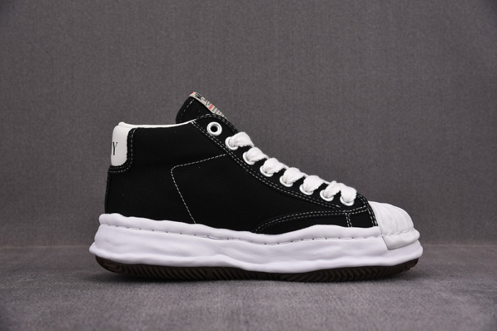 Ma*s*n mihara yasuhiro sneaker
