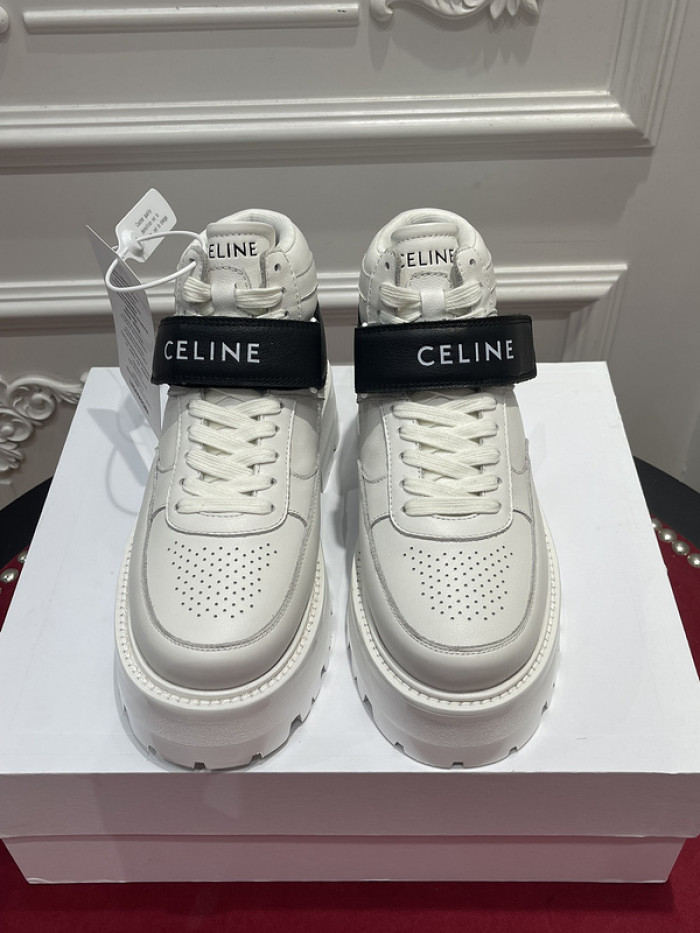 clin sneaker