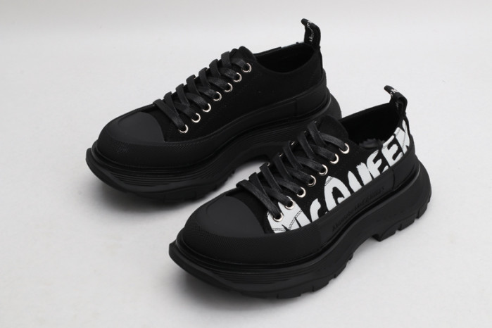 alex mcqu sneakers