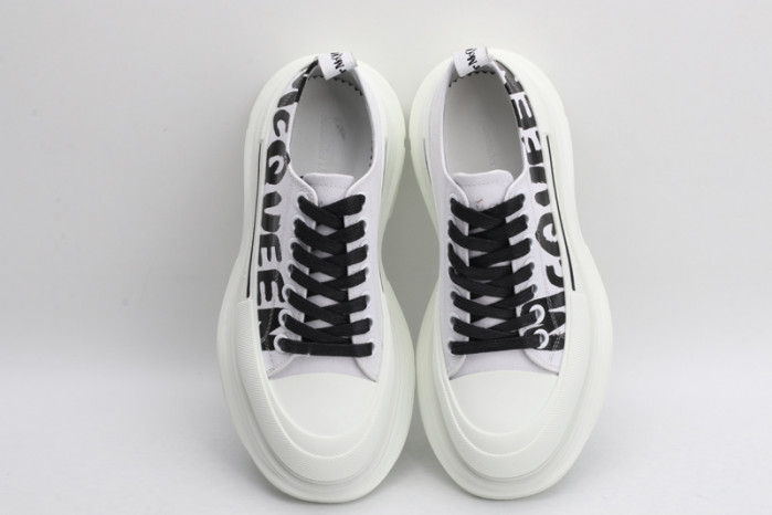 alex mcqu sneakers