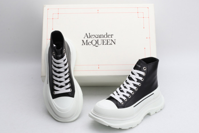 alex mcqu sneakers
