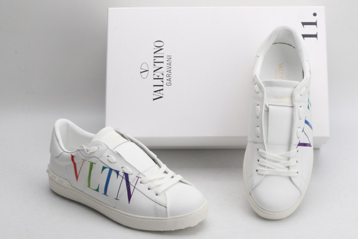 v*lentino sneaker