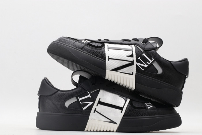 v*lentino sneaker