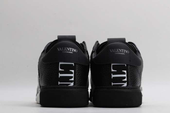 v*lentino sneaker