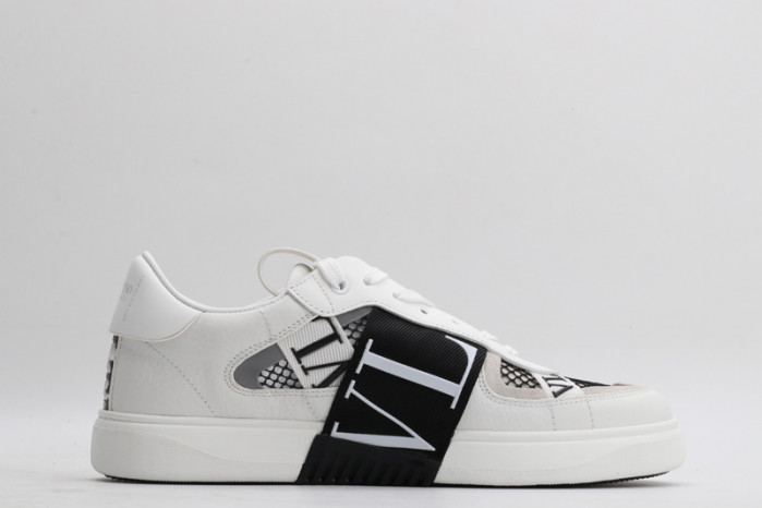 v*lentino sneaker