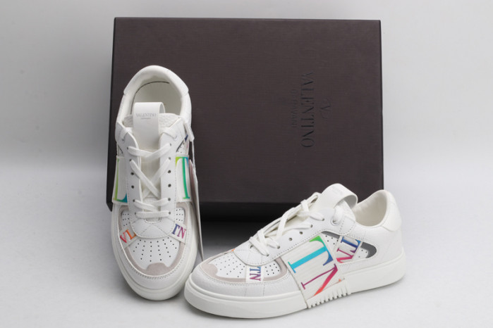 v*lentino sneaker