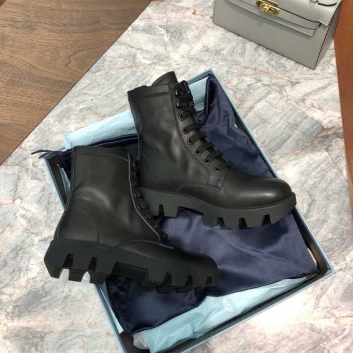 prad boots