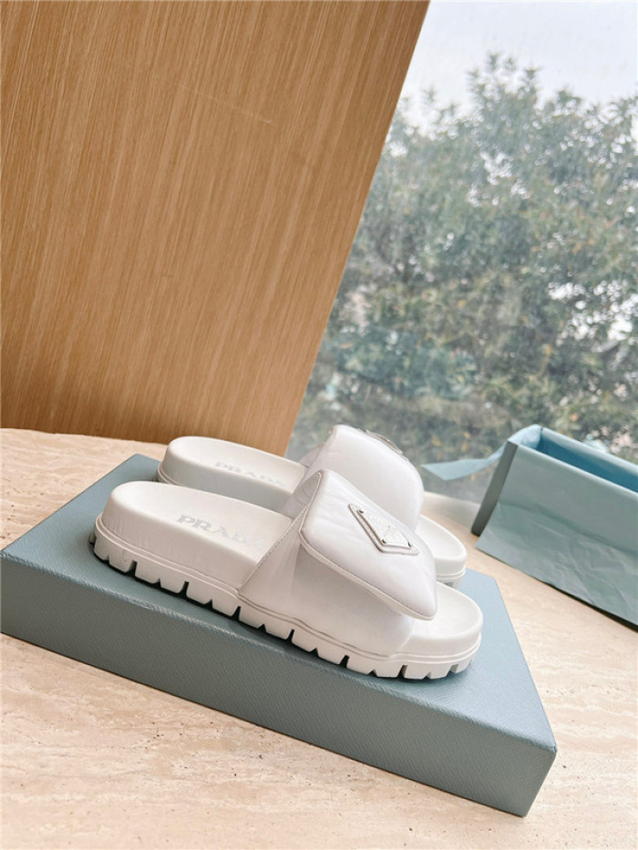 prad slippers