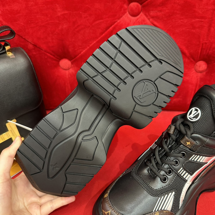 lovt archlight sneaker