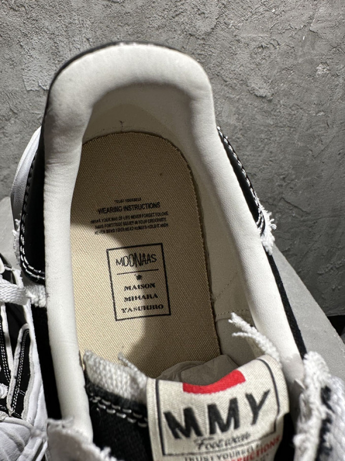 Ma*s*n mihara yasuhiro sneaker