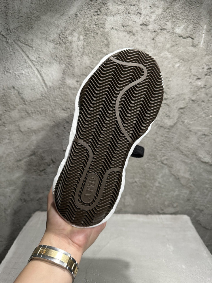 Ma*s*n mihara yasuhiro sneaker