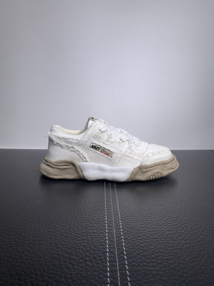 Ma*s*n mihara yasuhiro sneaker