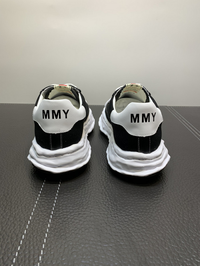 Ma*s*n mihara yasuhiro sneaker
