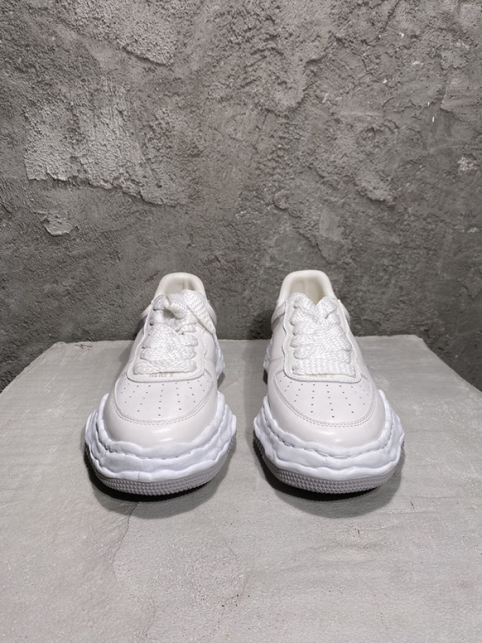 Ma*s*n mihara yasuhiro sneaker
