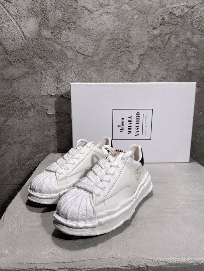 Ma*s*n mihara yasuhiro sneaker