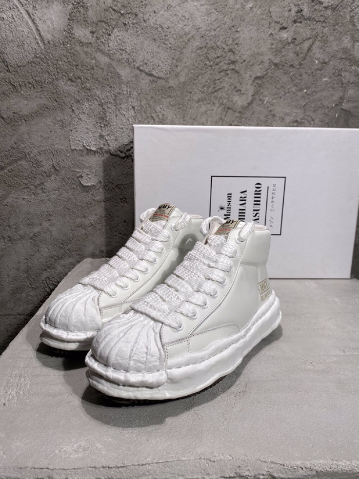 Ma*s*n mihara yasuhiro sneaker