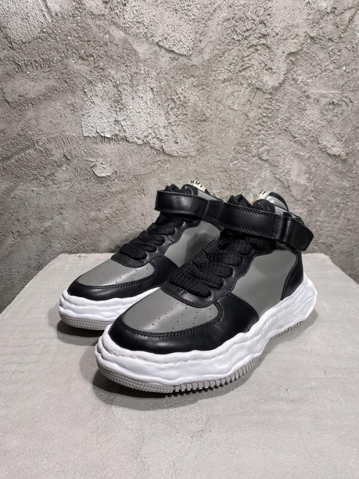 Ma*s*n mihara yasuhiro sneaker