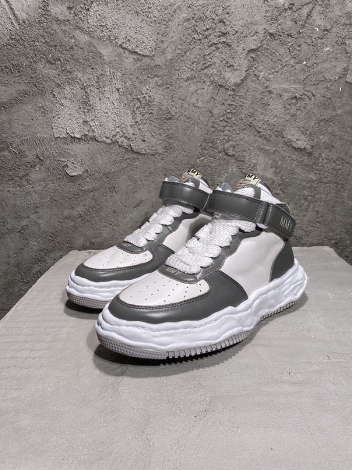 Ma*s*n mihara yasuhiro sneaker