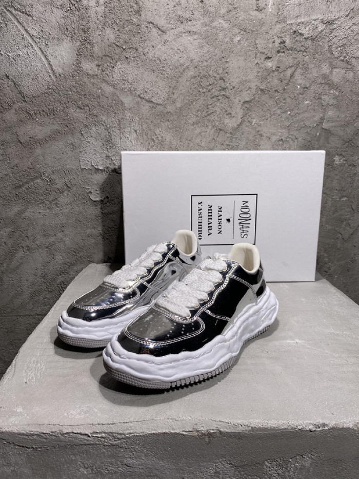 Ma*s*n mihara yasuhiro sneaker