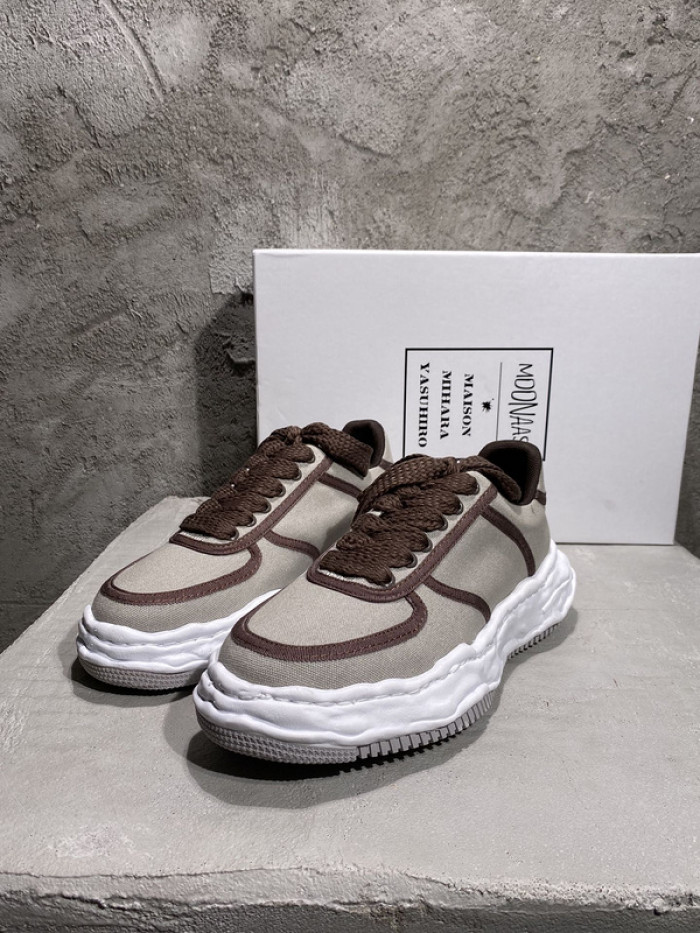 Ma*s*n mihara yasuhiro sneaker