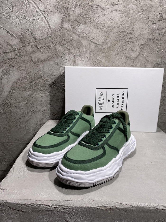 Ma*s*n mihara yasuhiro sneaker