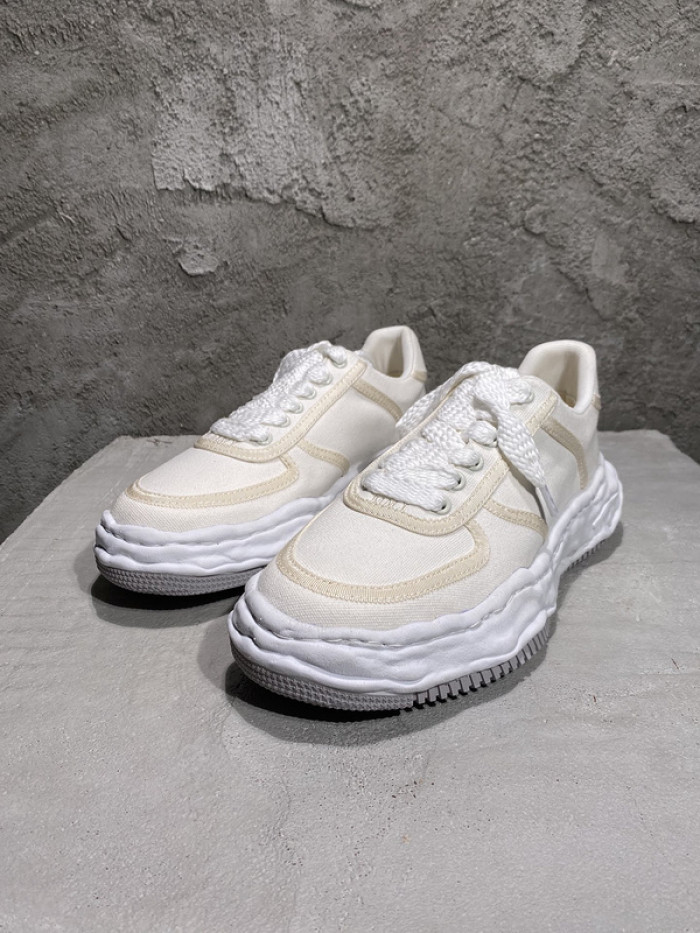 Ma*s*n mihara yasuhiro sneaker