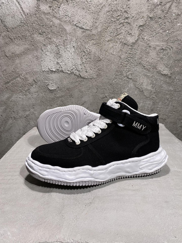 Ma*s*n mihara yasuhiro sneaker