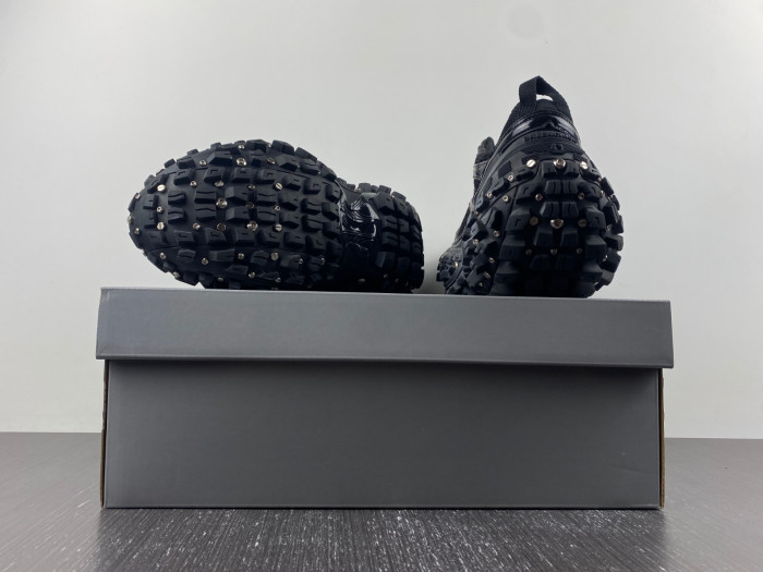 bl deferder chunky-sole sneaker