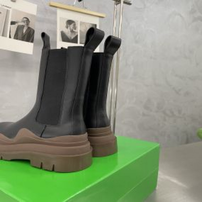 bo*te*ga Ve*ne*ta boots