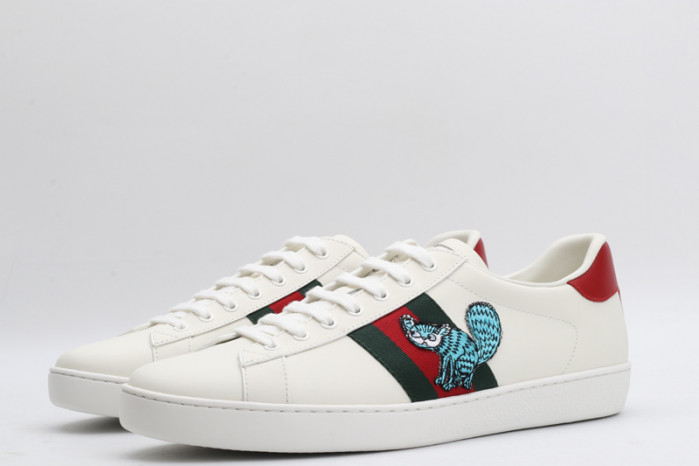 gi ace embroidered low-top sneaker